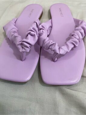 Nine West Lilac Ruched Thong Sandals - Soft Lavender